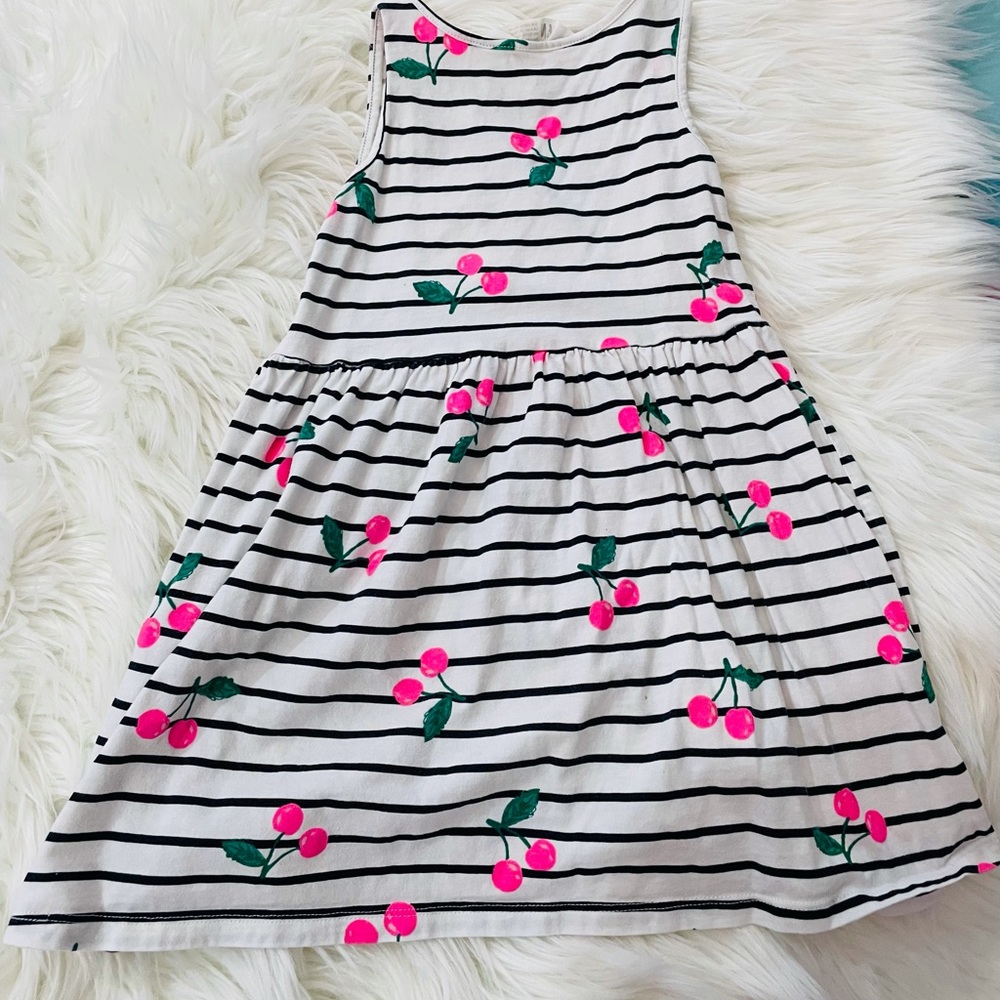 H&M Girls Cherry Casual  dress Bin 1 - Picture 4 of 4